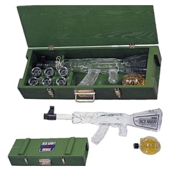 Red Army AK-47 Wodka Geschenkset in Munitionskiste (1 x 1,2 l) mit Kräuterlikör und 6 Shot-Gläsern